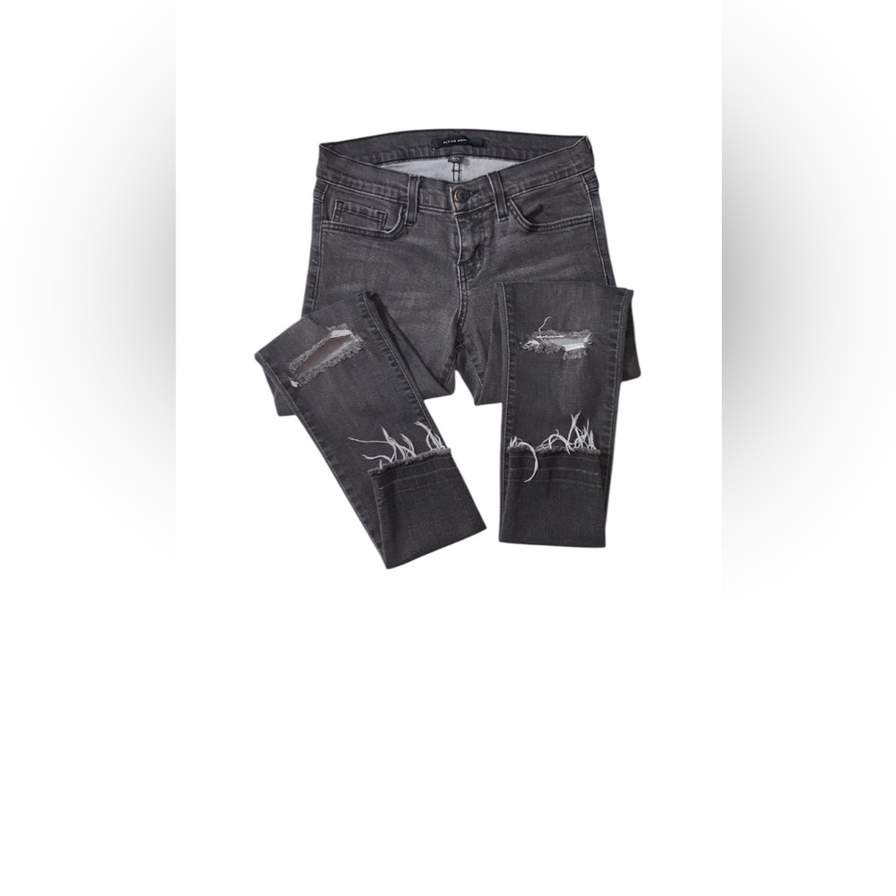 Flying Monkey Gray Shredded Skinny Jeans  Size 25